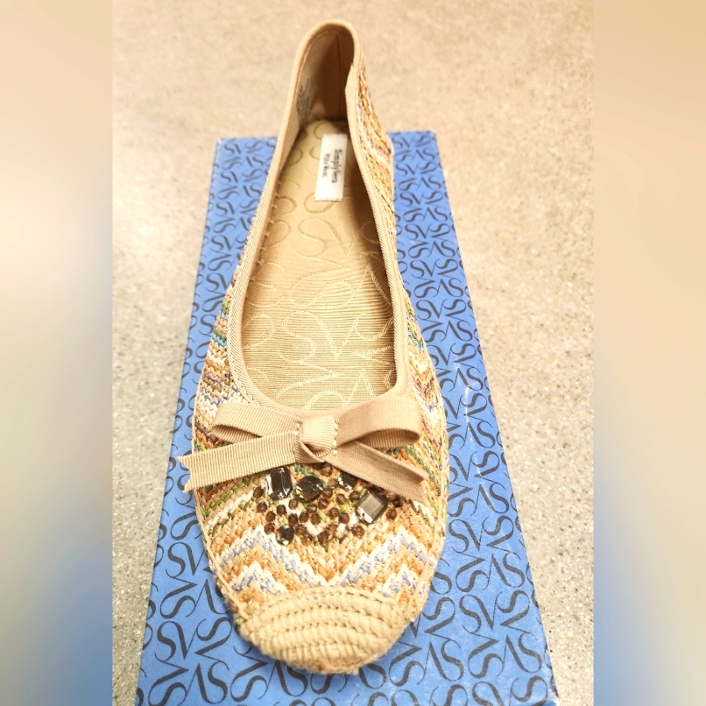 NWB Simply Vera Wang Flat Loafers Slip Shoe Multicolor Size 9.5